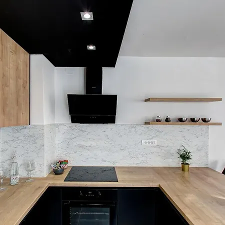 Luxury Olivia * モスタル