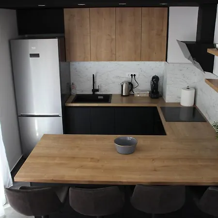 Luxury Olivia アパート *